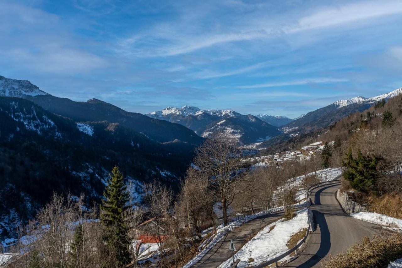 Panoramic House Carnia - Mountain View Apt With Parking And Terraces Villa Ligosullo ภายนอก รูปภาพ